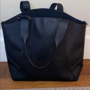 Lulu black bag